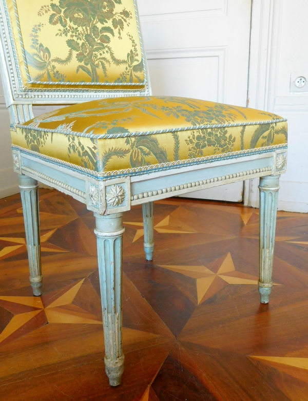 Pluvinet : mobilier de salon 4 pièces d'époque Louis XVI, damas de soie jaune - estampillé